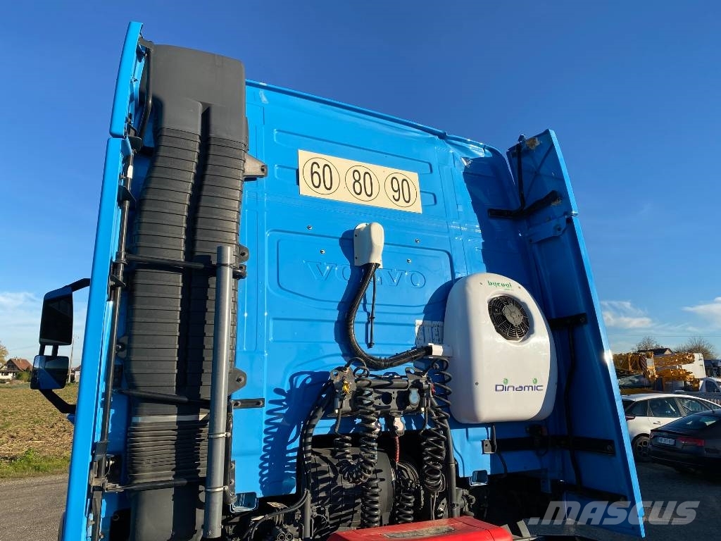 Volvo FM D13/460 / Nouveau Tableau de Bord وحدات الجر