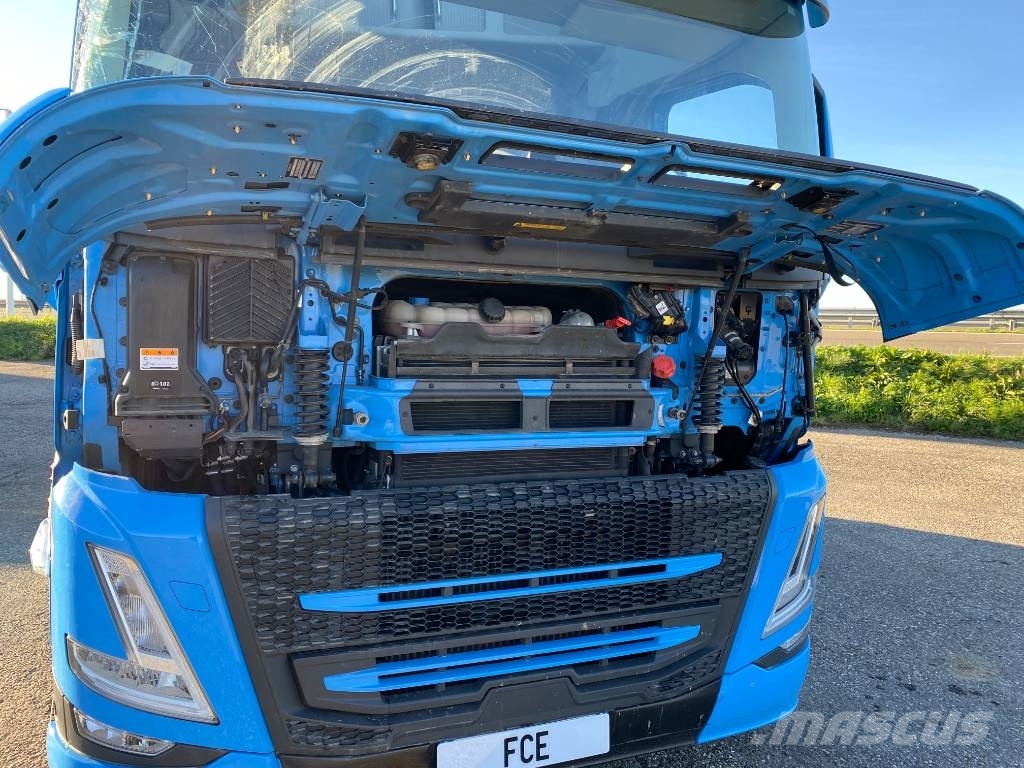 Volvo FM D13/460 / Nouveau Tableau de Bord وحدات الجر