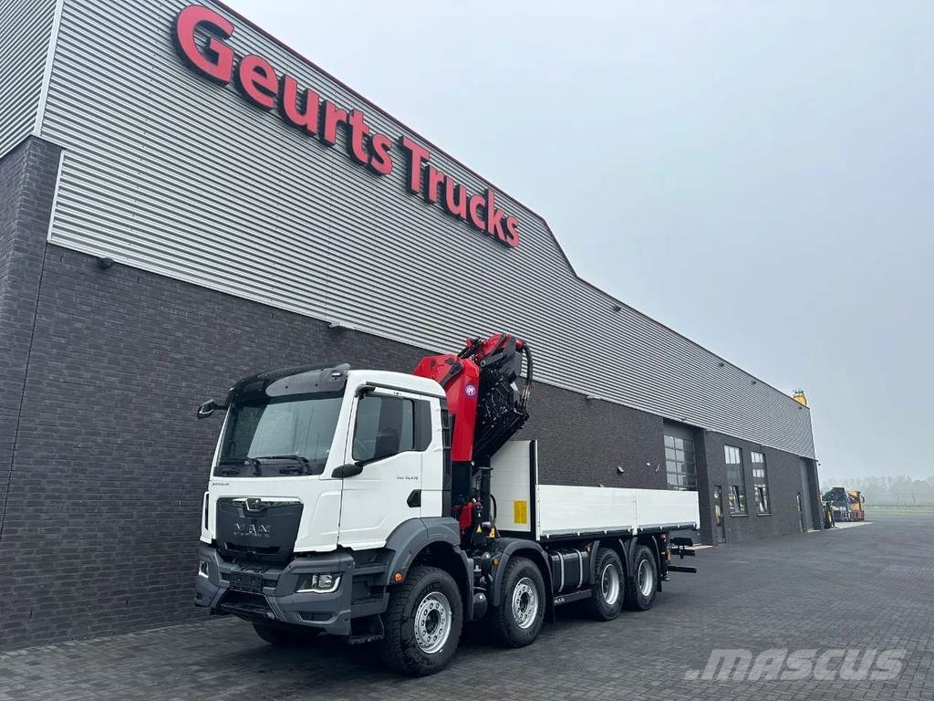 MAN TGS 35.470 8X4 HMF 4020-K6 + FJ 600 K4 KRAAN/KRAN/ Vlakke laadvloer met kraan