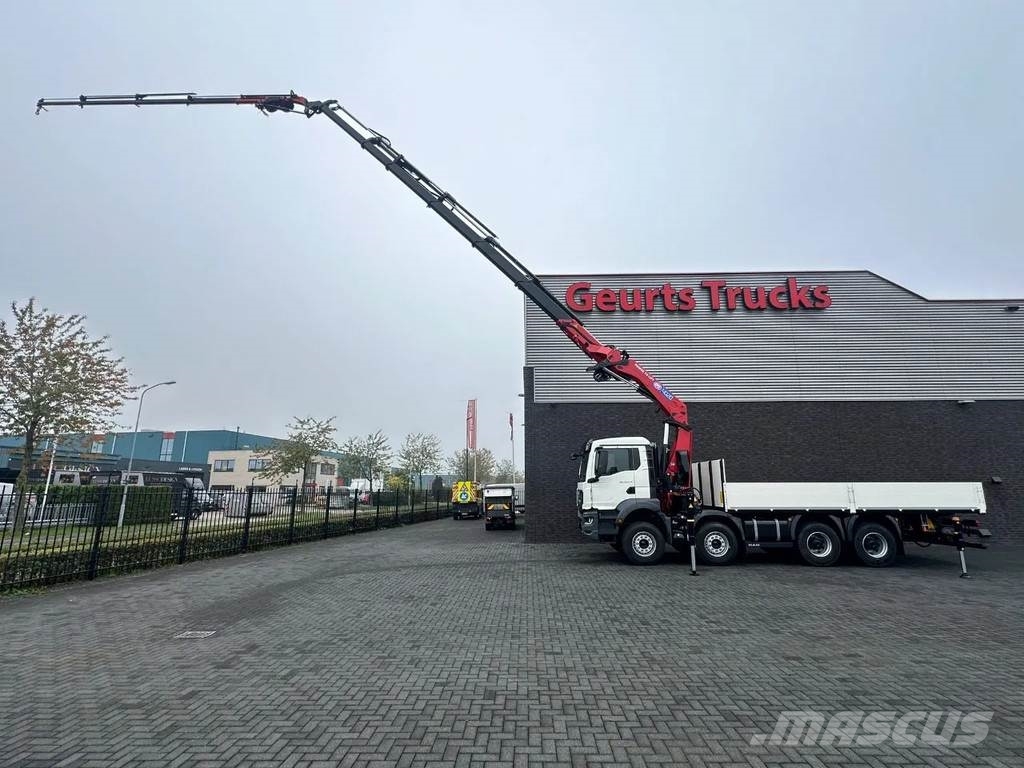 MAN TGS 35.470 8X4 HMF 4020-K6 + FJ 600 K4 KRAAN/KRAN/ Vlakke laadvloer met kraan