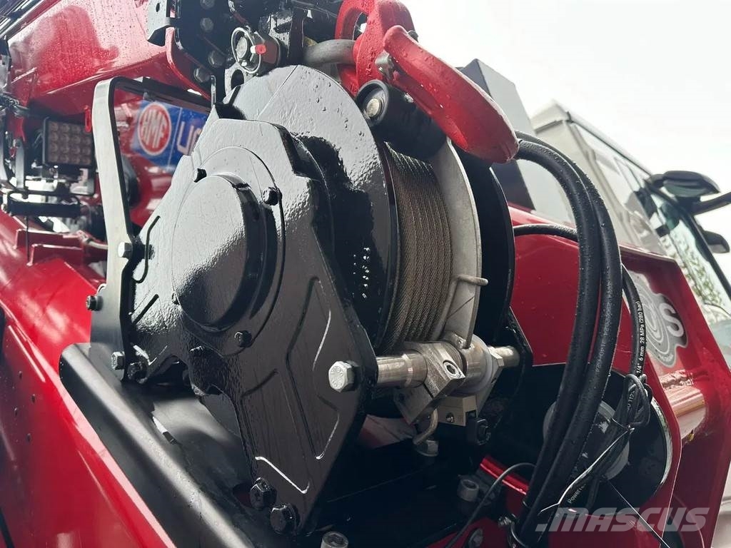 MAN TGS 35.470 8X4 HMF 4020-K6 + FJ 600 K4 KRAAN/KRAN/ Vlakke laadvloer met kraan