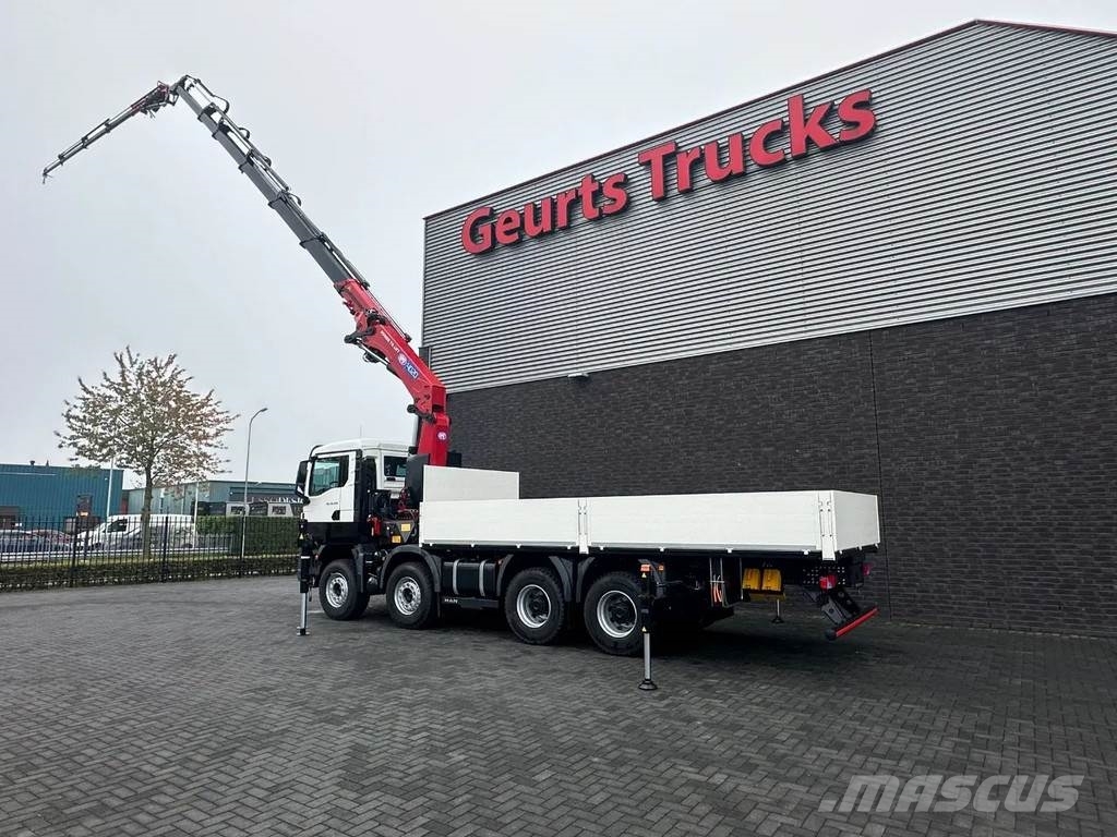 MAN TGS 35.470 8X4 HMF 4020-K6 + FJ 600 K4 KRAAN/KRAN/ Vlakke laadvloer met kraan