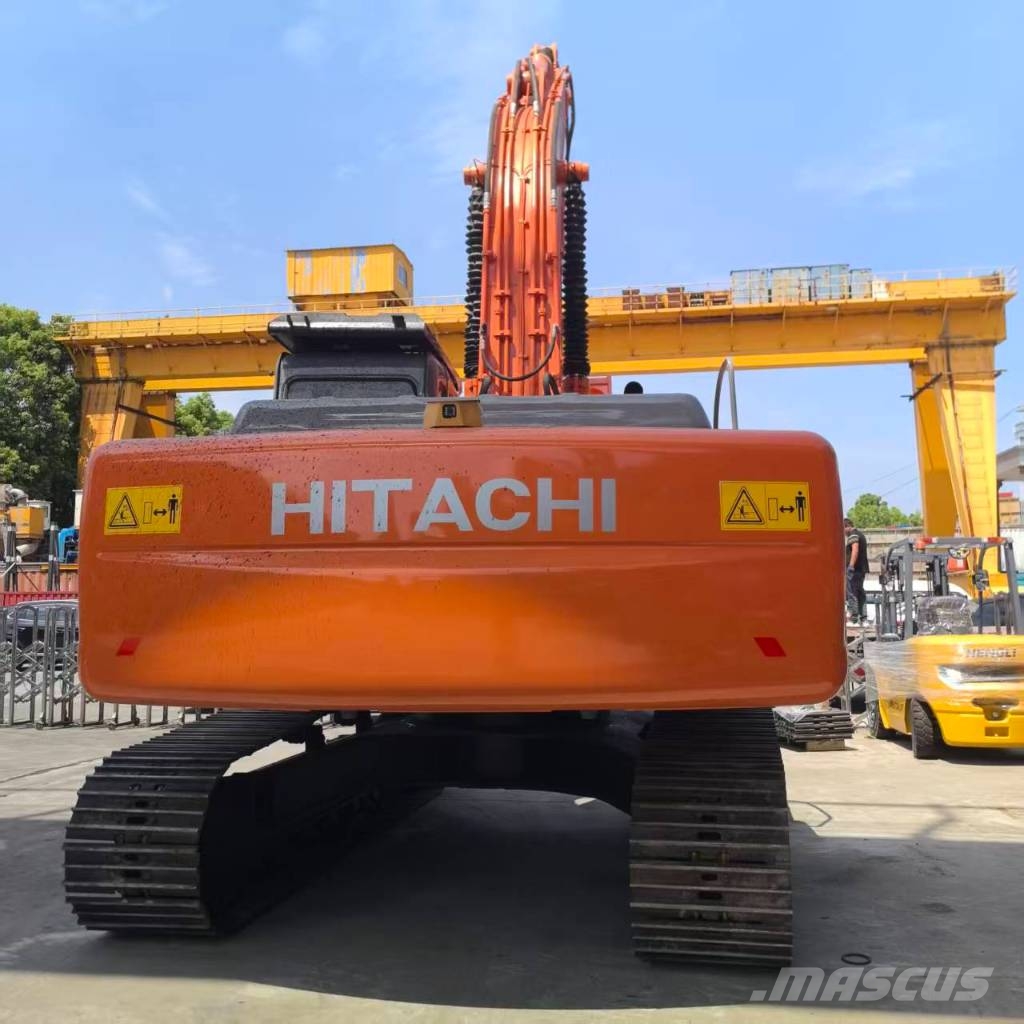 Hitachi ZX 240 Telakaivukoneet
