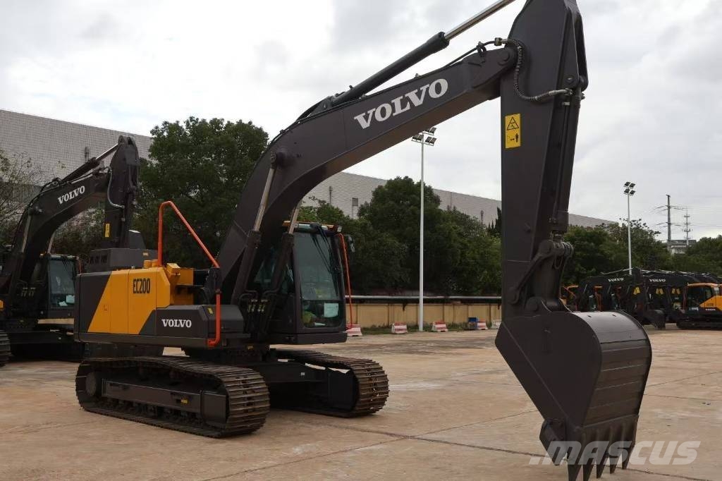 Volvo EC 200 Kāpurķēžu ekskavatori