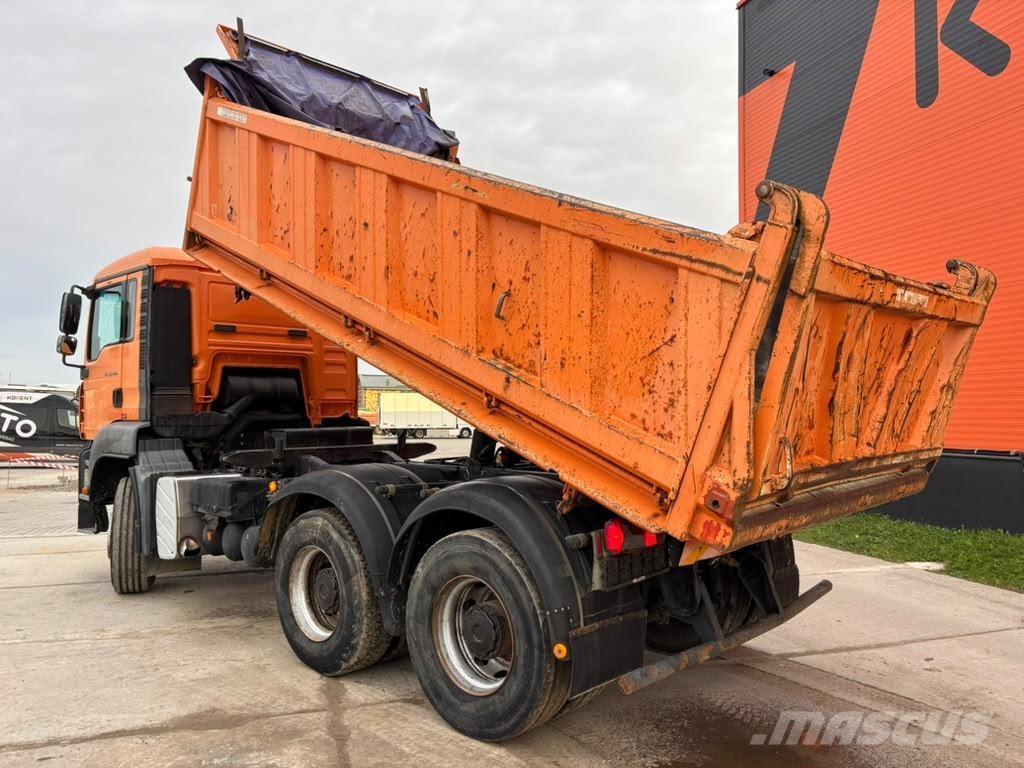 MAN TGA 26.400 6x4 FULL STEEL / BOX L=4799 mm Pašizgāzējs