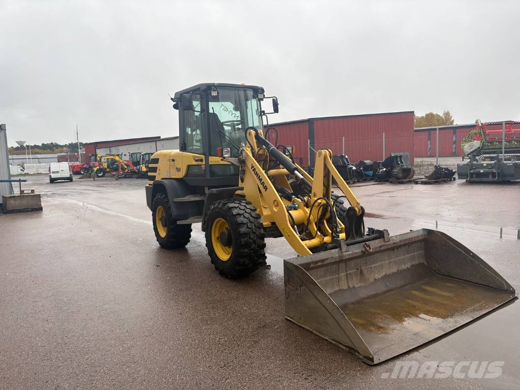 Yanmar V 100 Iekrāvēji uz riteņiem