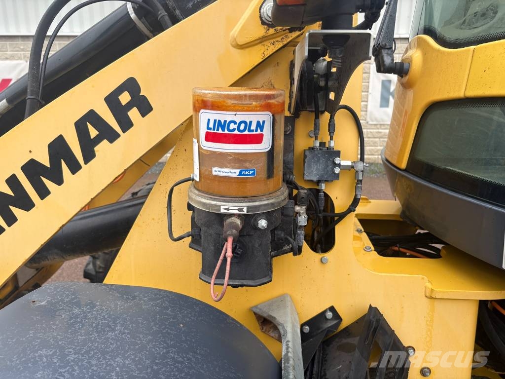 Yanmar V 100 Iekrāvēji uz riteņiem