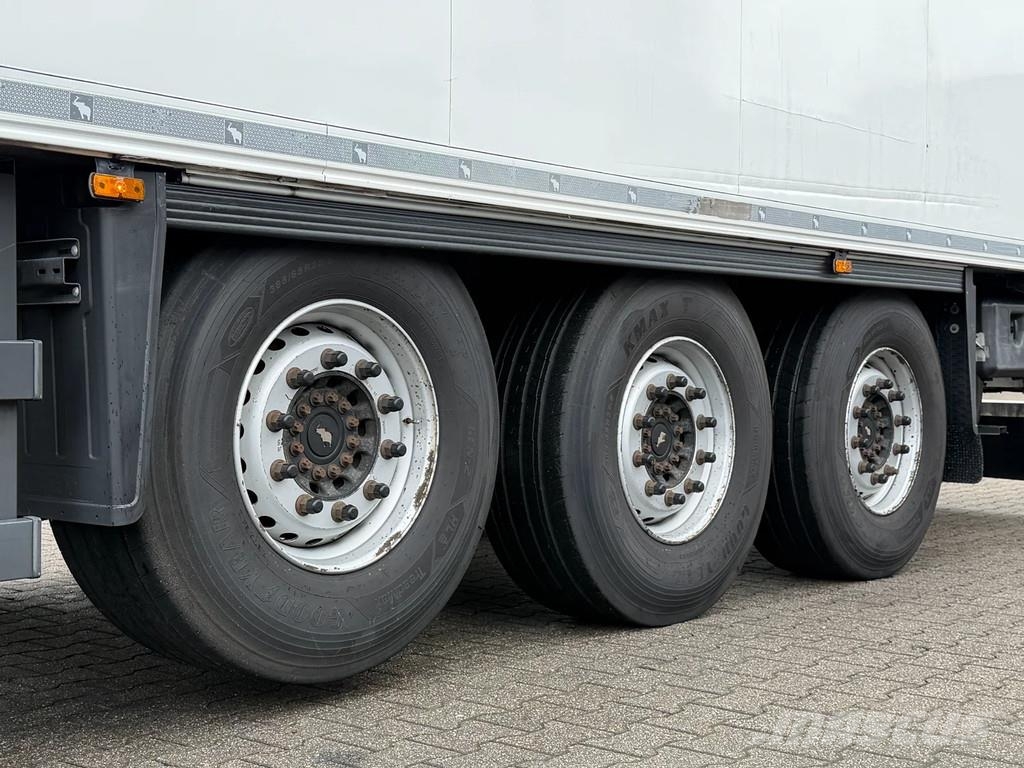 Schmitz Cargobull N/A Carrier Vector 1550 / Lift-As / Rotos-Disc *Ap Külmikpoolhaagised