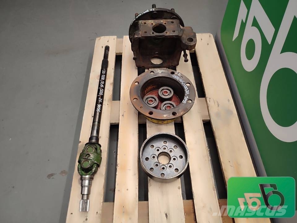 John Deere 3215 Final drive 110700, steering knuckle hub axle Trasmissione