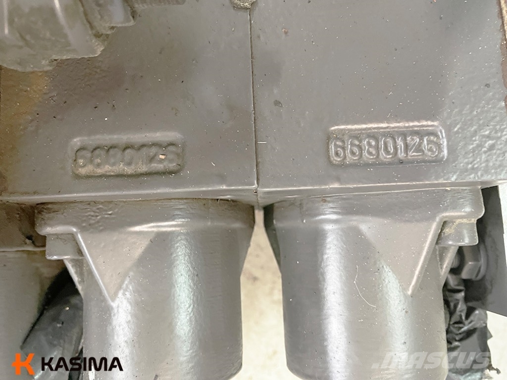 Volvo EW 230 C Hydraulic distributor Hidráulica