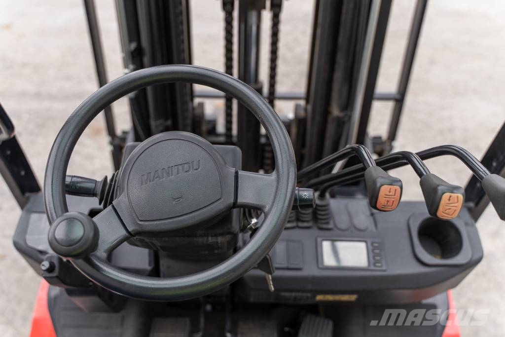 Manitou MI 25 D Дизельные погрузчики
