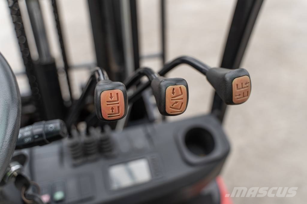 Manitou MI 25 D Дизельные погрузчики