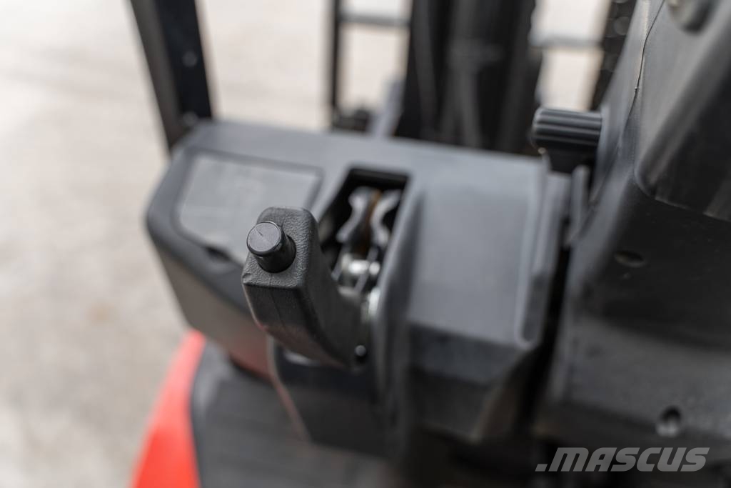 Manitou MI 25 D Дизельные погрузчики