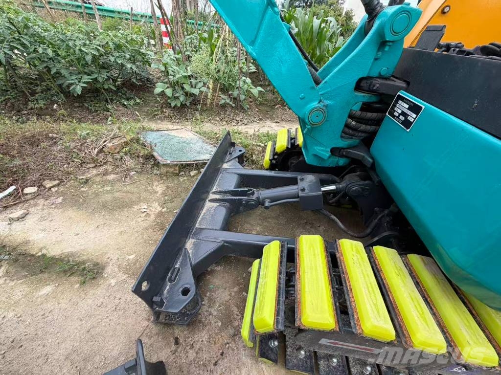 Kubota U 20 小型挖掘机