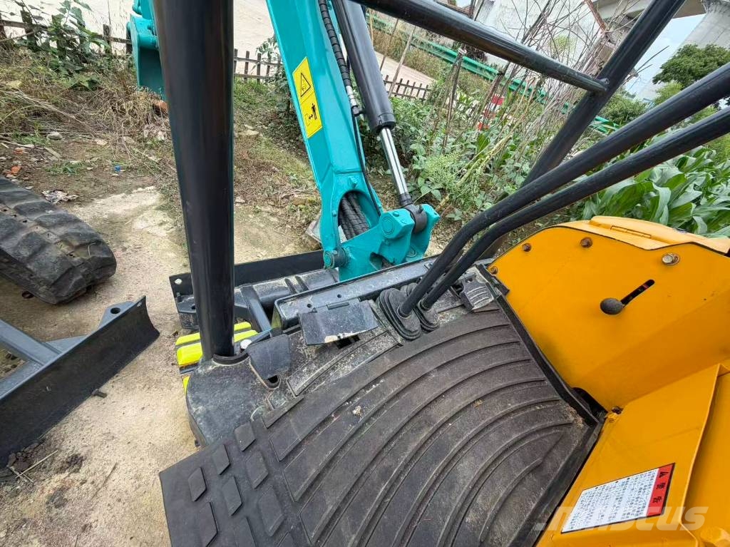 Kubota U 20 小型挖掘机