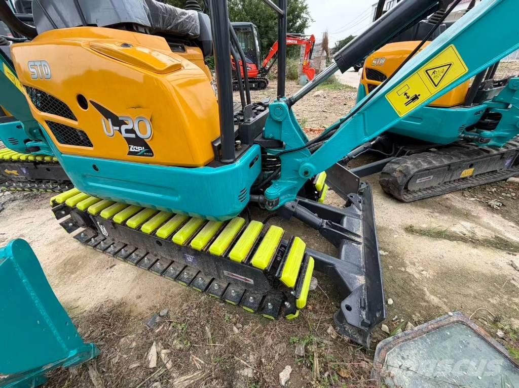 Kubota U 20 小型挖掘机