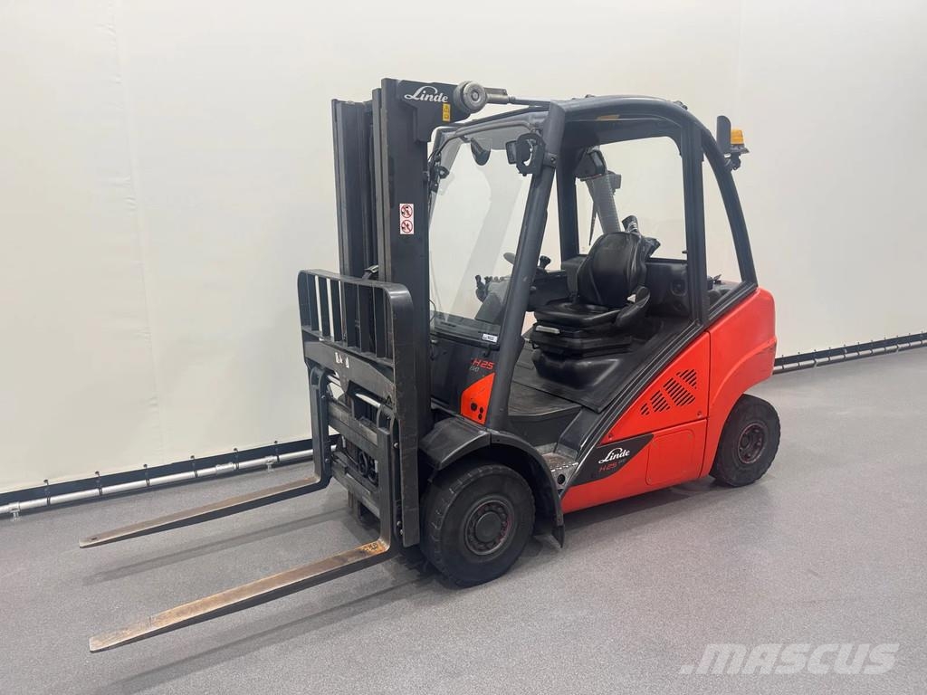 Linde 393 H 25 D-02 Diiseltõstukid