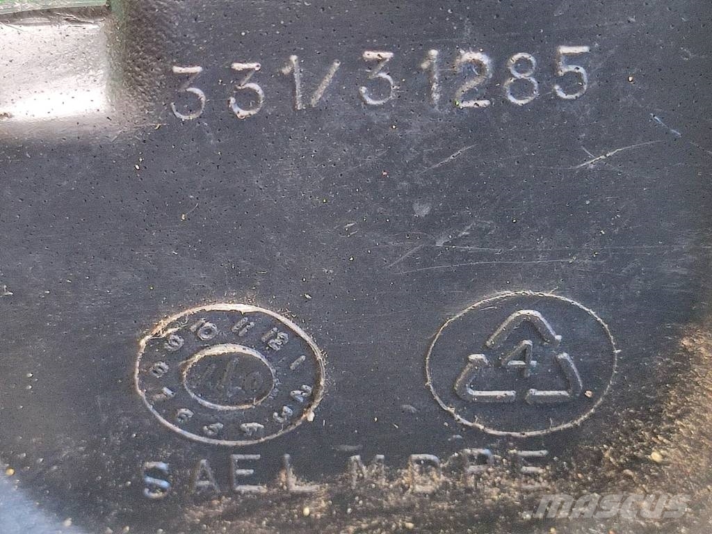 JCB Washer reservoir 33131286 JCB telehandler مشعات