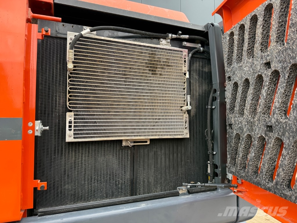 Atlas 200 MH - 200MH - 180 MH - 250 MH Bagri za prekladanje primarnih/sekundarnih surovin