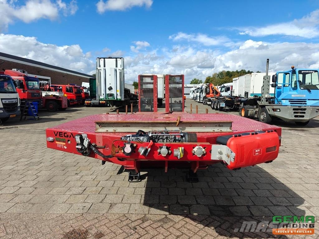 Vega 3 12m Semi-Low Loader - 1.8m Extendable - Hydr Žemo iškrovimo puspriekabės