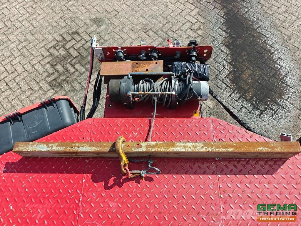  Wega Vega3 12m Semi-Low Loader - 1.8m Extendable - Zemie treileri