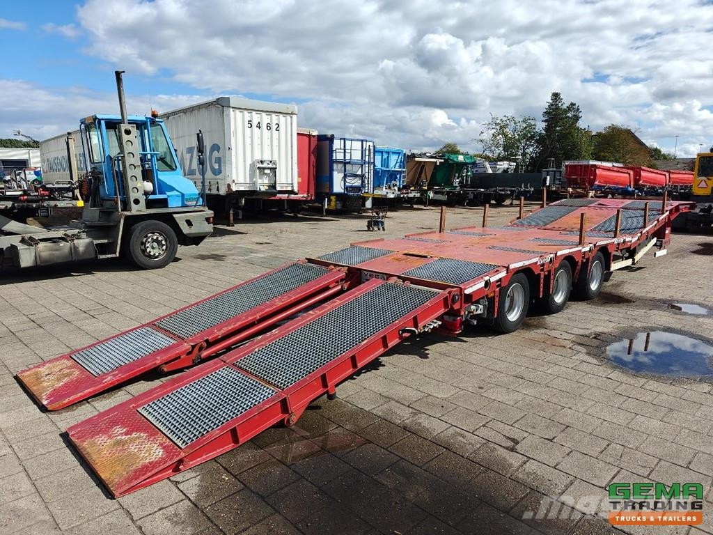 Wega Vega3 12m Semi-Low Loader - 1.8m Extendable - Zemie treileri