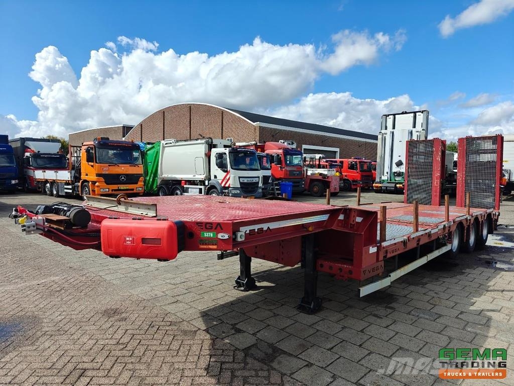  Wega Vega3 12m Semi-Low Loader - 1.8m Extendable - Zemie treileri