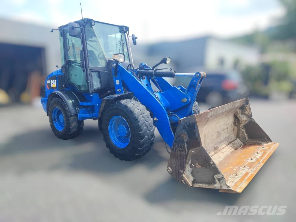 CAT 908M Radlader