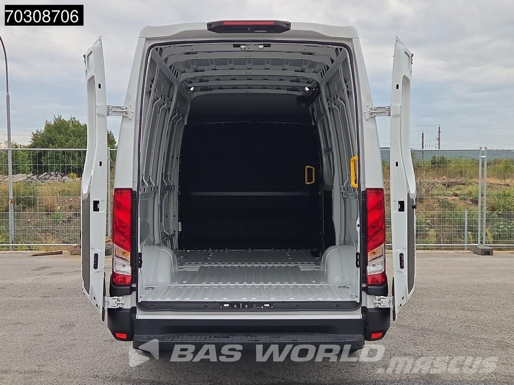 Iveco Daily 35S18 Neu! 3.0L Automatik,L2H2 180PS ACC Kli Furgonetas /Furgón