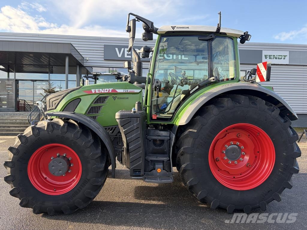 Fendt 724 GEN 6 Power + Traktori