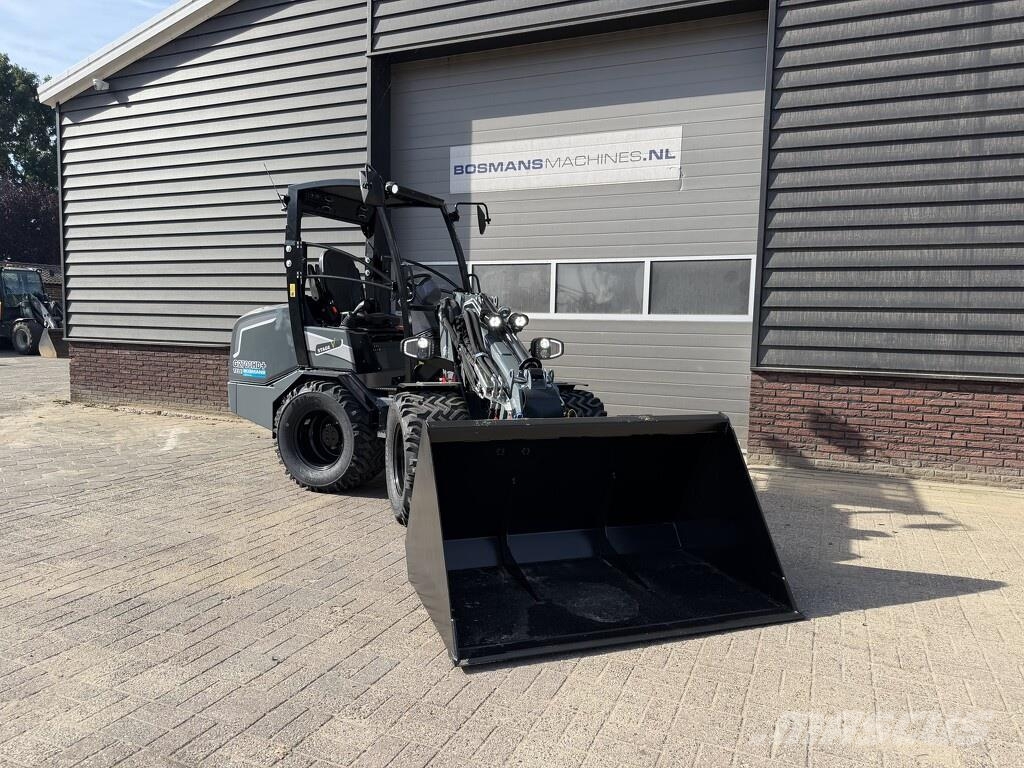 GiANT G2700 TELE HD+ minishovel NIEUW €899 LEASE Radlader