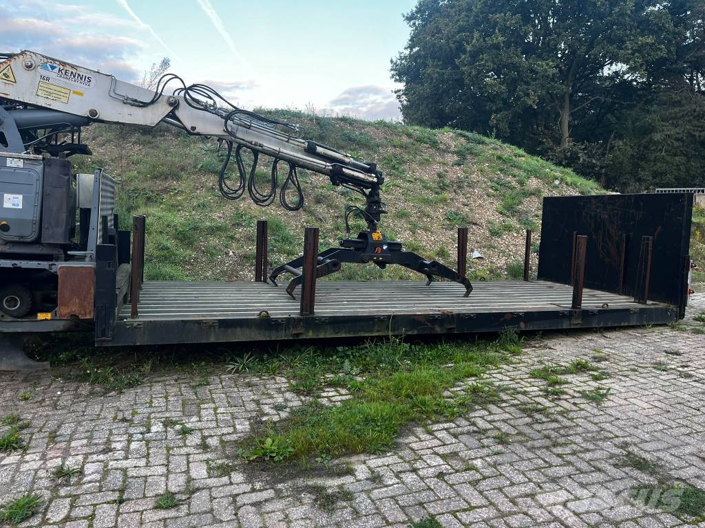 Kennis 16R Erikonteinerid