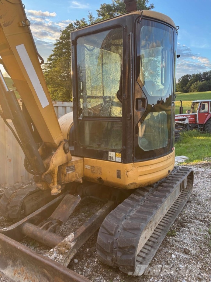 CAT 305 حفارات صغيرة أقل من 7 طن (حفارات صغيرة)