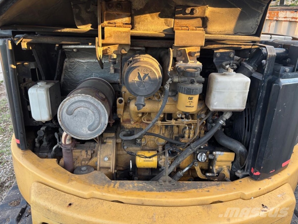 CAT 305 حفارات صغيرة أقل من 7 طن (حفارات صغيرة)
