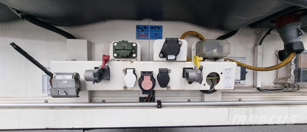 Schmitz Cargobull Trailer Reefer Flower Width & Dual Temp & Double S Koel-vries opleggers