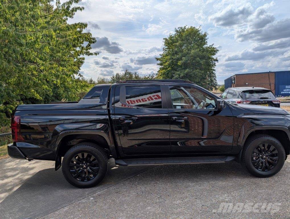 Mitsubishi L 200 Пикапи