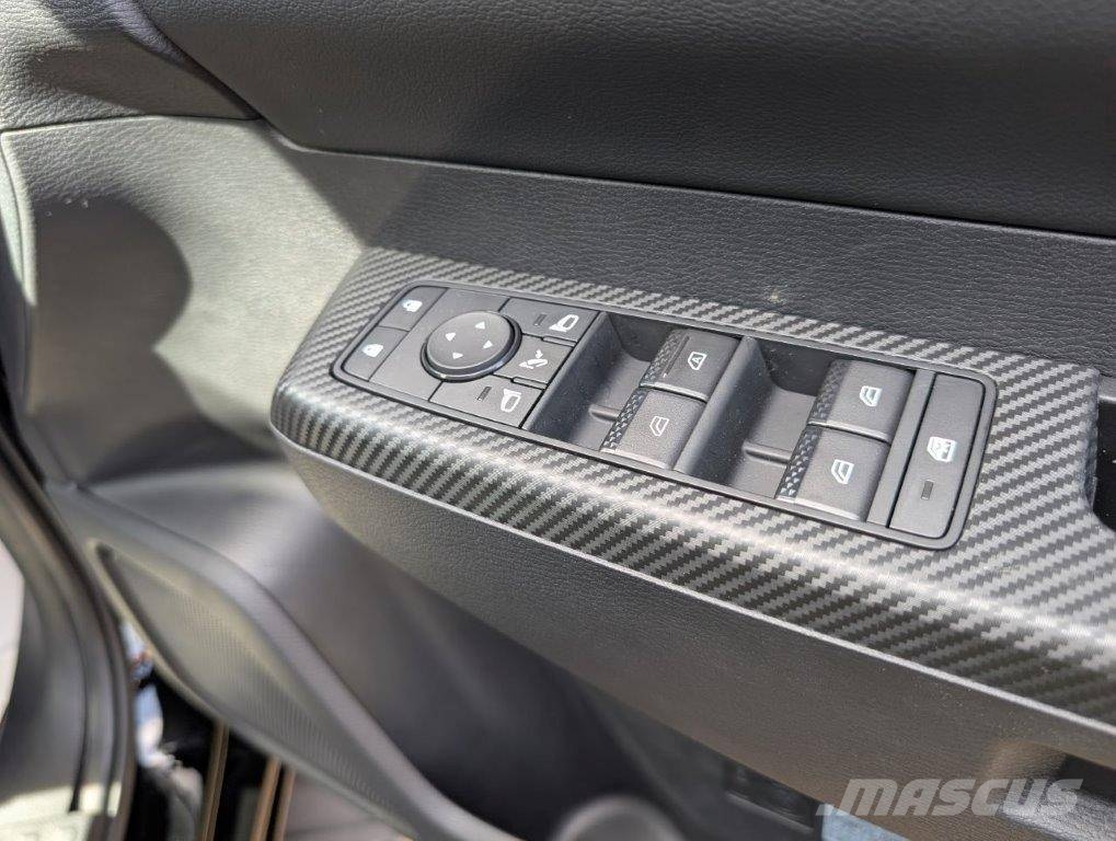 Mitsubishi L 200 Пикапи