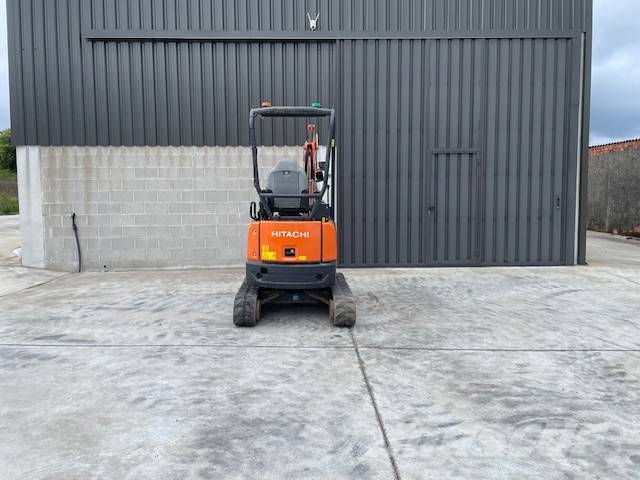 Hitachi 19 Εκσκαφάκι (διαβολάκι) < 7t