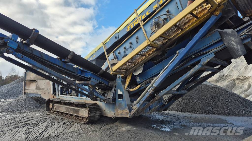 Finley 542 Мобільні грохоти