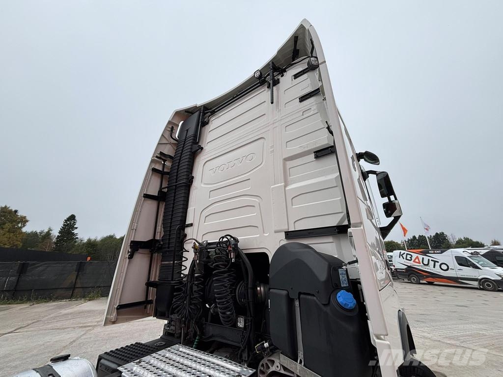 Volvo FH 500 6x2 GLOBE XL / RETARDER / DOUBLE BOGIE Vilcēji