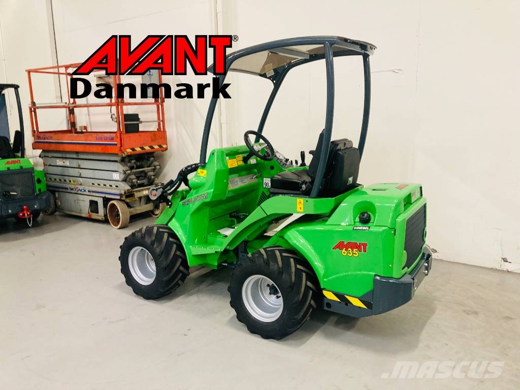 Avant 635 Mini loaders