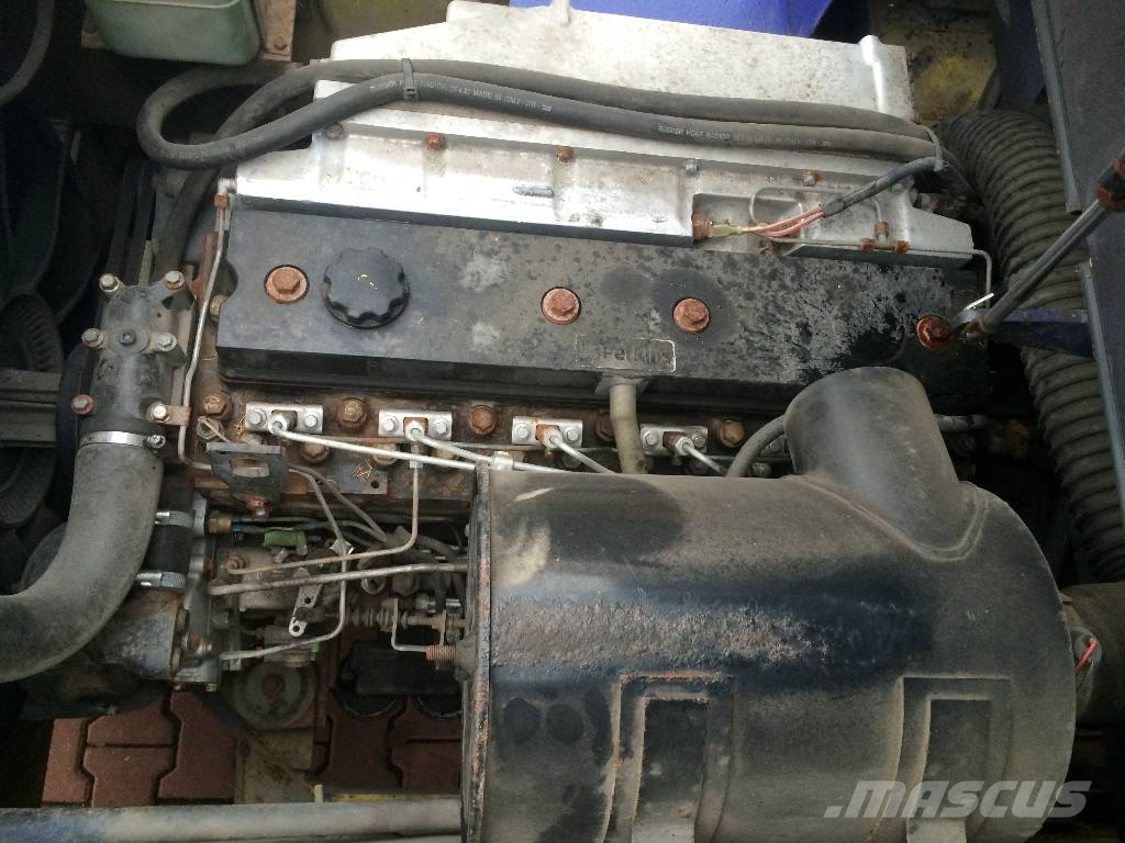 Komatsu FD100-6 LEO V-3711 IO Camiones diesel