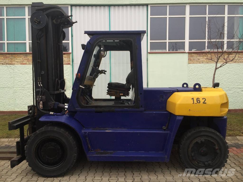 Komatsu FD100-6 LEO V-3711 IO Camiones diesel