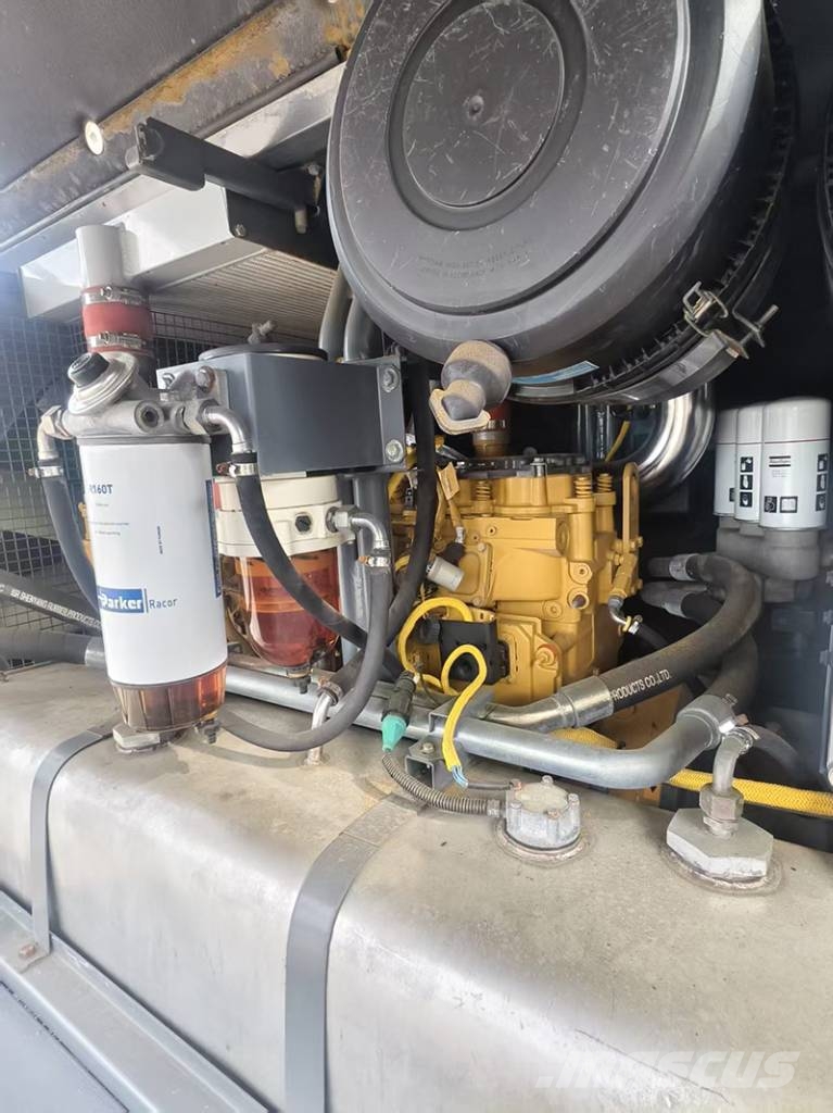 Atlas Copco Portable XAXS600 Air Compressor For C7 Motor مكابس