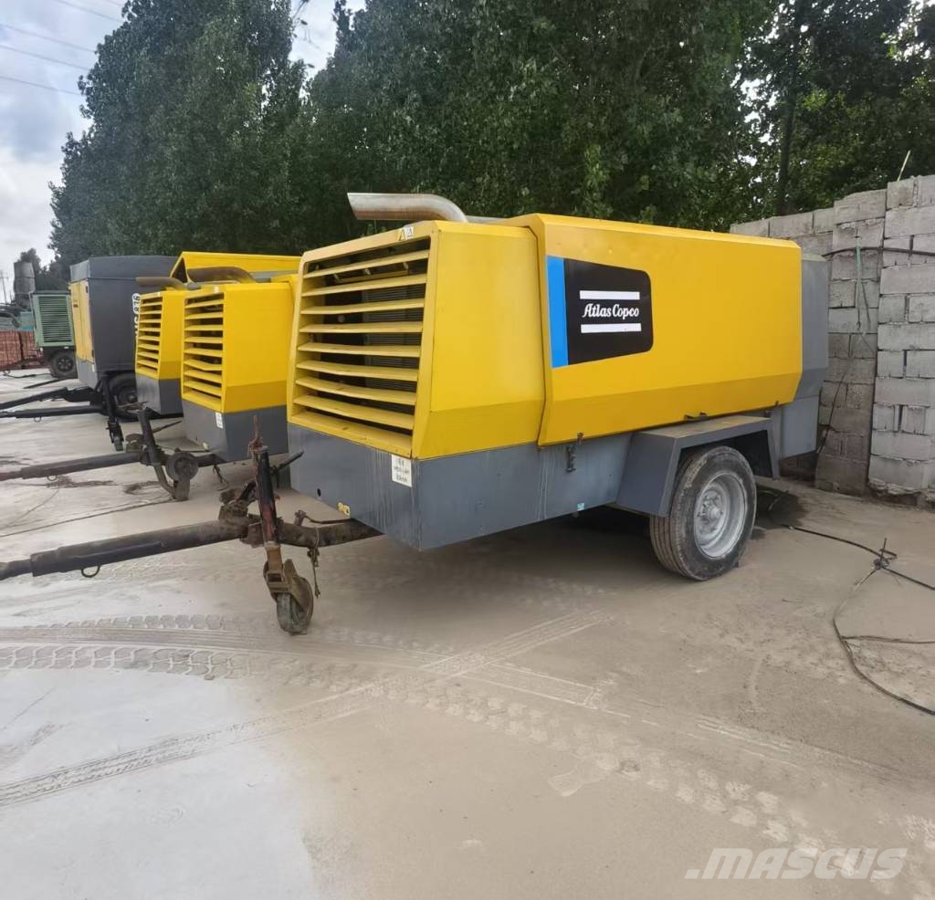 Atlas Copco Portable XAXS600 Air Compressor For C7 Motor مكابس