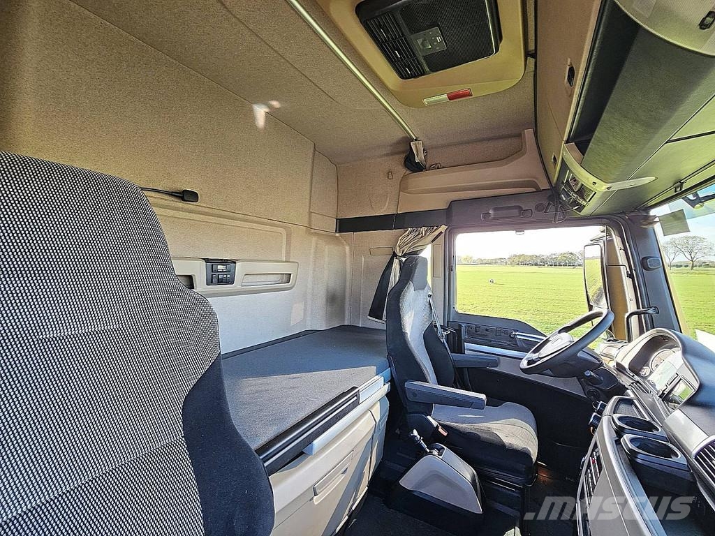 MAN 18.470 TGX Tractor Units