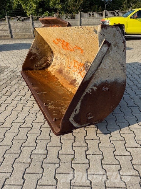 Liebherr L 512 USED BUCKET + QUICK COUPLER Łyżki do ładowarek