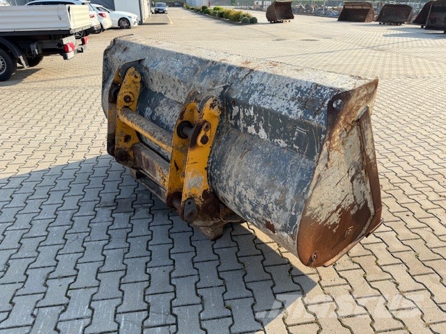 Liebherr L 512 USED BUCKET + QUICK COUPLER Łyżki do ładowarek
