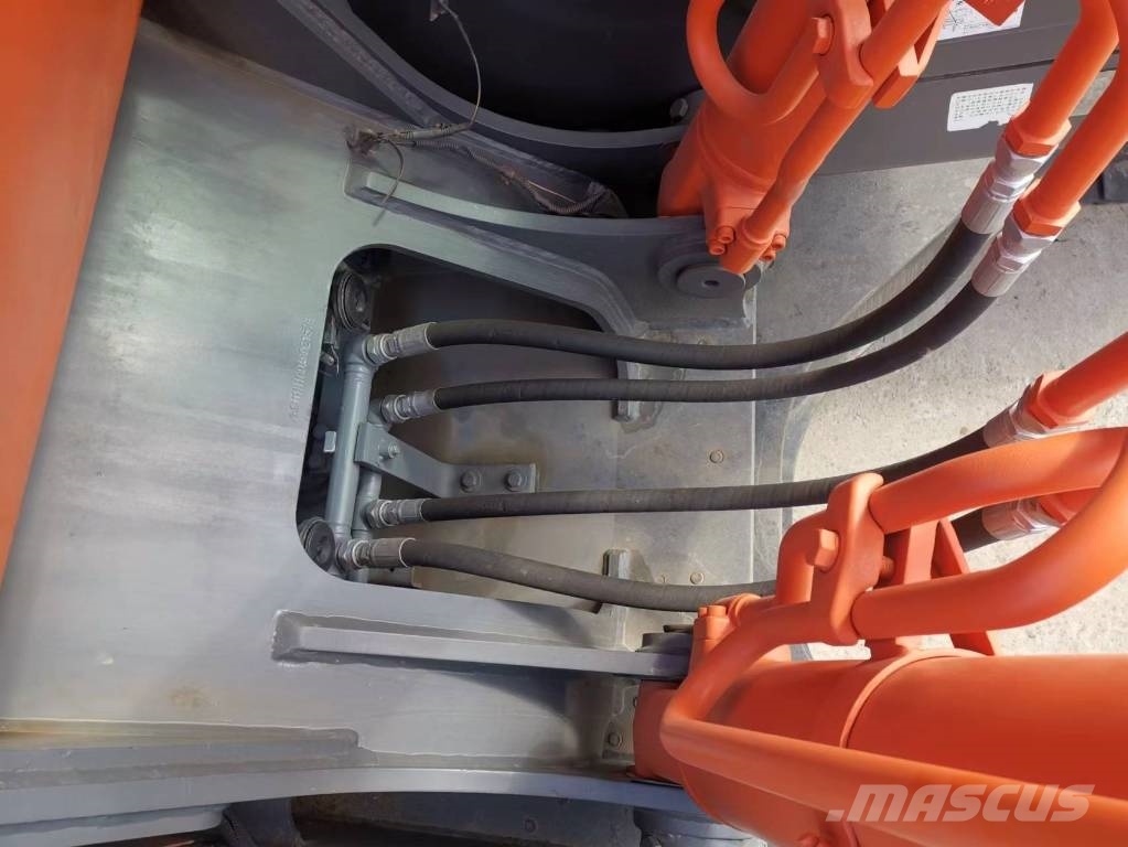 Hitachi ZX 240 Raupenbagger