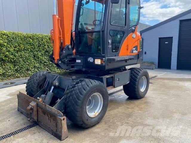 Doosan DX 55 W Wielgraafmachines